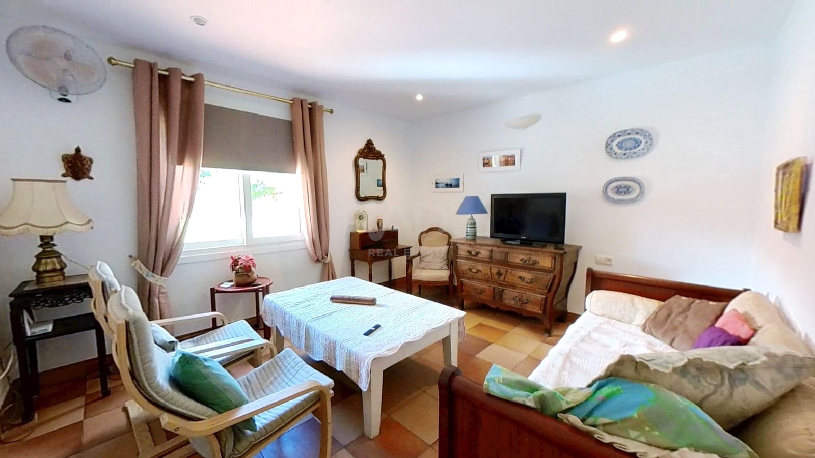 Casa de 5 habitaciones en Tarragona ciudad en venta con piscina garaje - 370.000 € (Ref: 9989047)