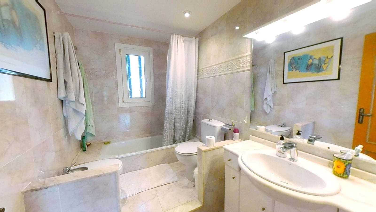 Casa de 5 habitaciones en Tarragona ciudad en venta con piscina garaje - 370.000 € (Ref: 9989047)