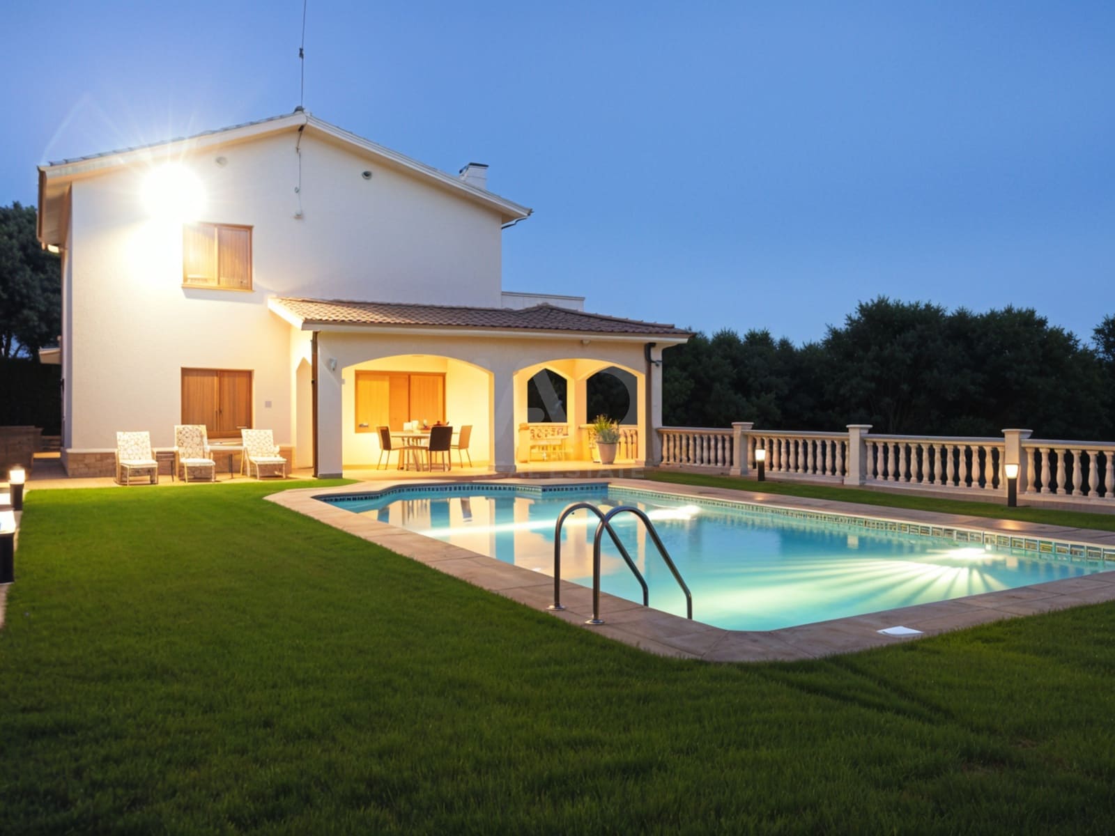Casa de 5 habitaciones en Tarragona ciudad en venta con piscina garaje - 370.000 € (Ref: 9989047)