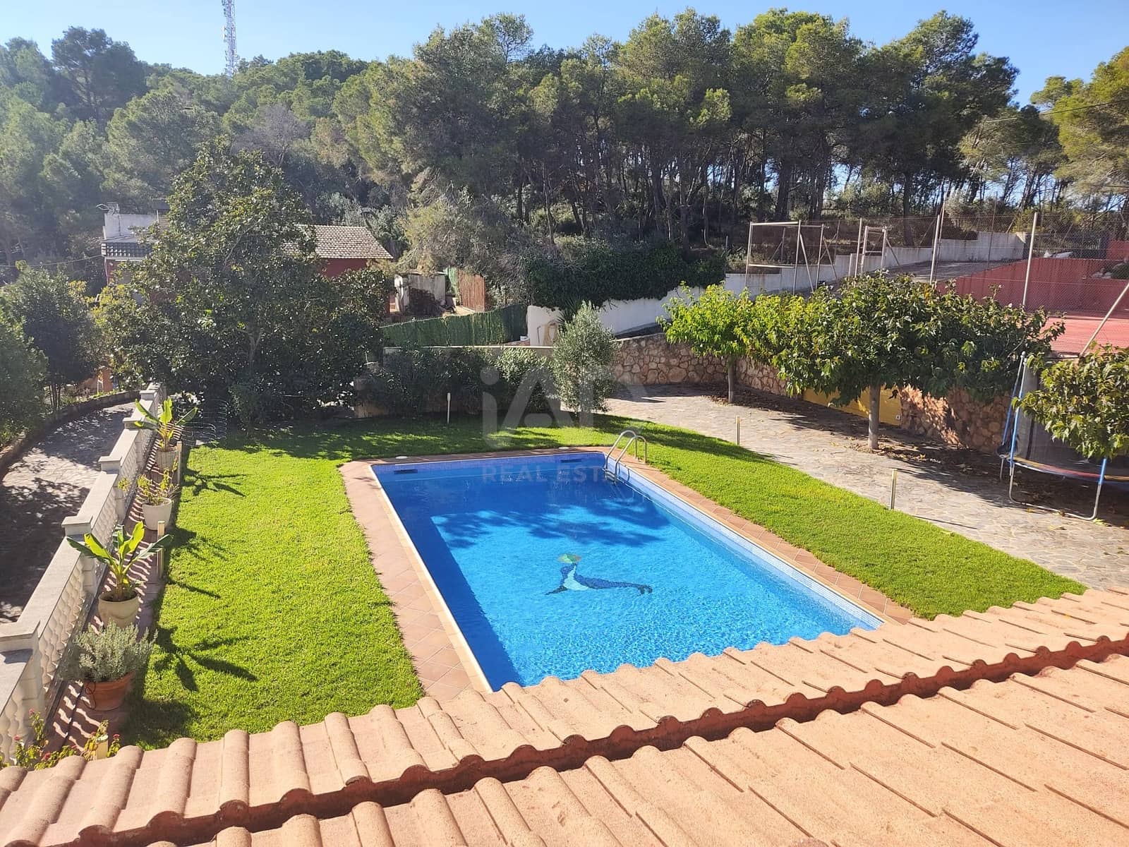 Casa de 5 habitaciones en Tarragona ciudad en venta con piscina garaje - 370.000 € (Ref: 9989047)