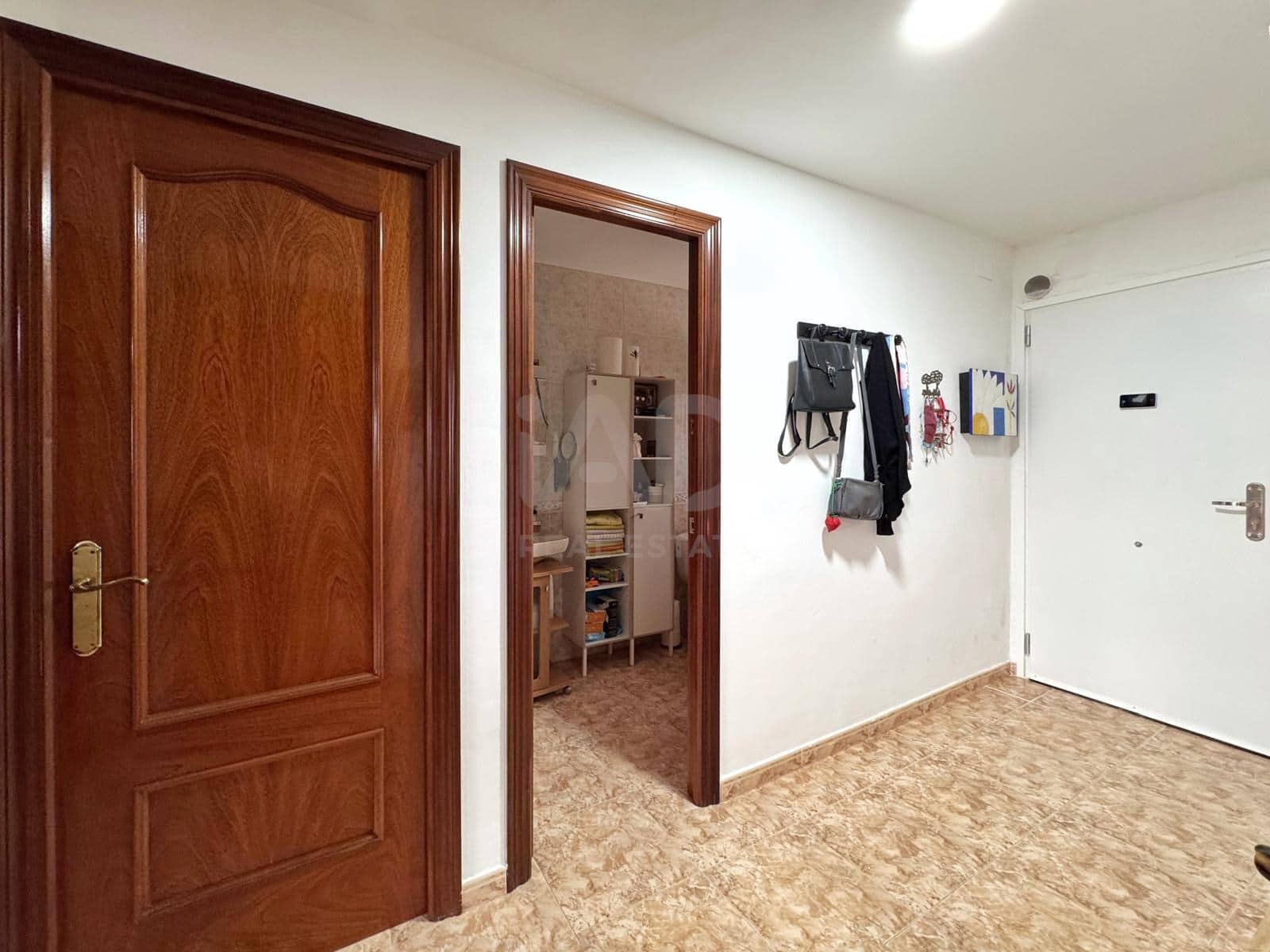 4 sovrum Hus till salu i Tarragona stad med garage - 289 000 € (Ref: 9989048)