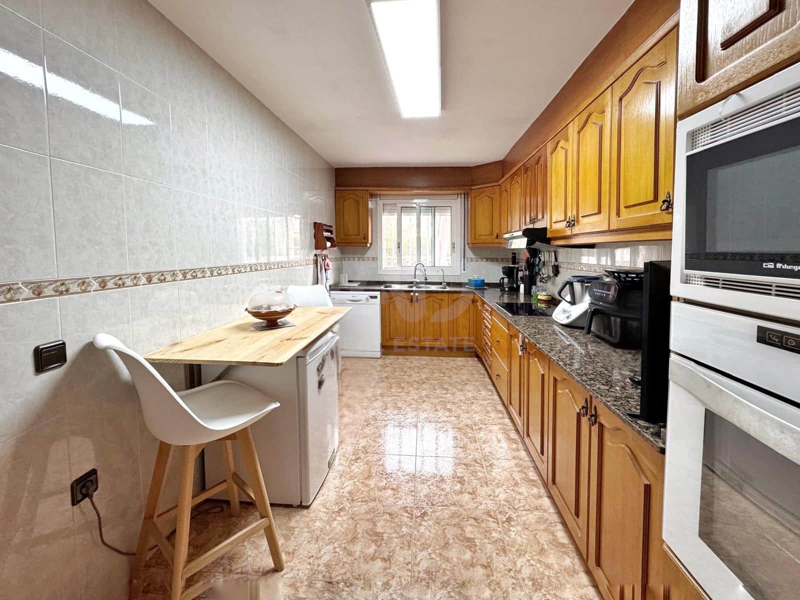 4 sovrum Hus till salu i Tarragona stad med garage - 289 000 € (Ref: 9989048)