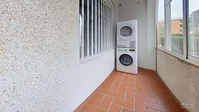 4 slaapkamer Huis te koop in Tarragona stad met garage - € 289.000 (Ref: 9989048)