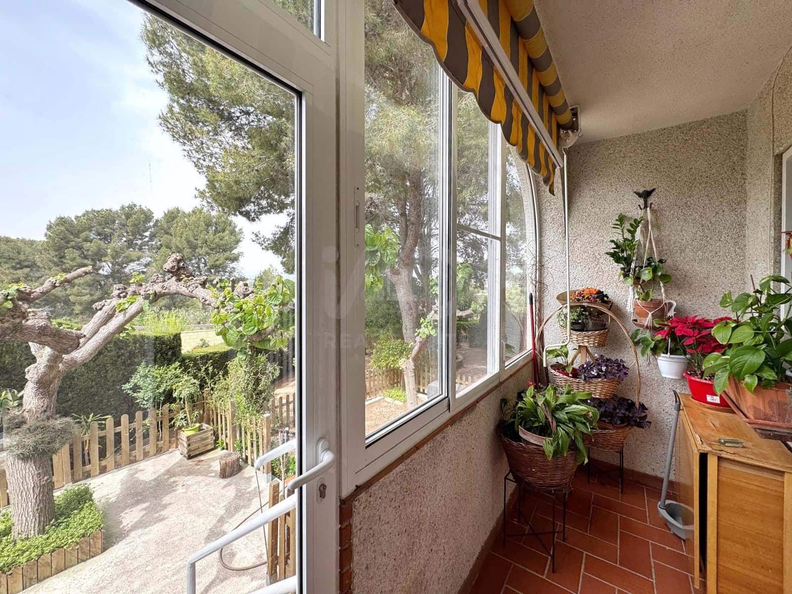 4 sovrum Hus till salu i Tarragona stad med garage - 289 000 € (Ref: 9989048)