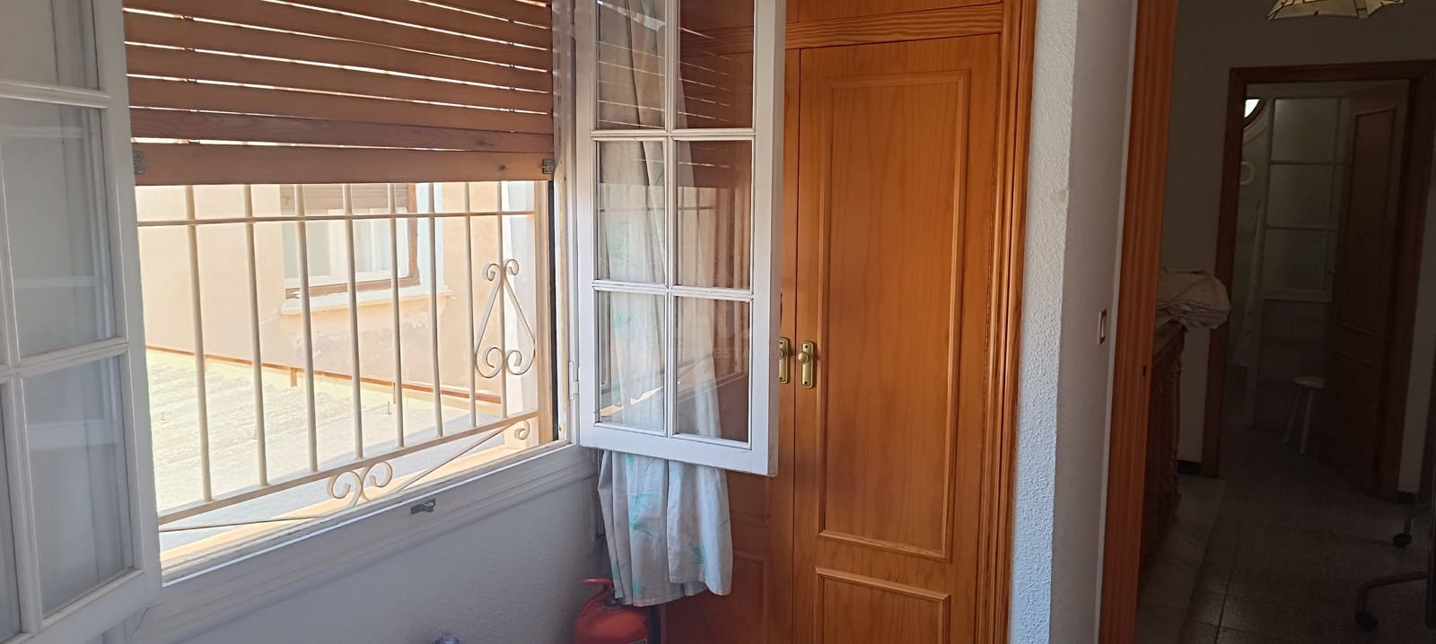 5 Zimmer Haus zu verkaufen in Alicante / Alacant Stadt - 290.000 € (Ref: 9989052)