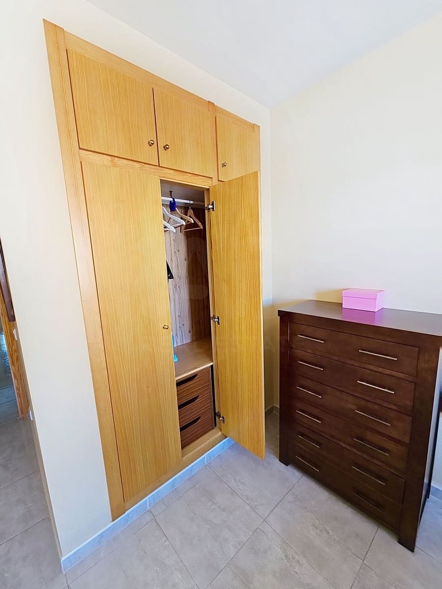 3 slaapkamer Appartement te koop in Miramar met zwembad - € 249.000 (Ref: 9989057)