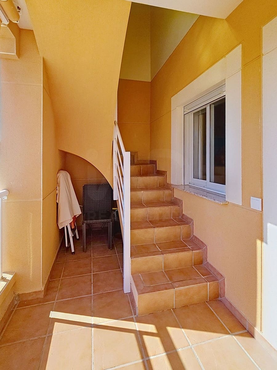 3 slaapkamer Appartement te koop in Miramar met zwembad - € 249.000 (Ref: 9989057)