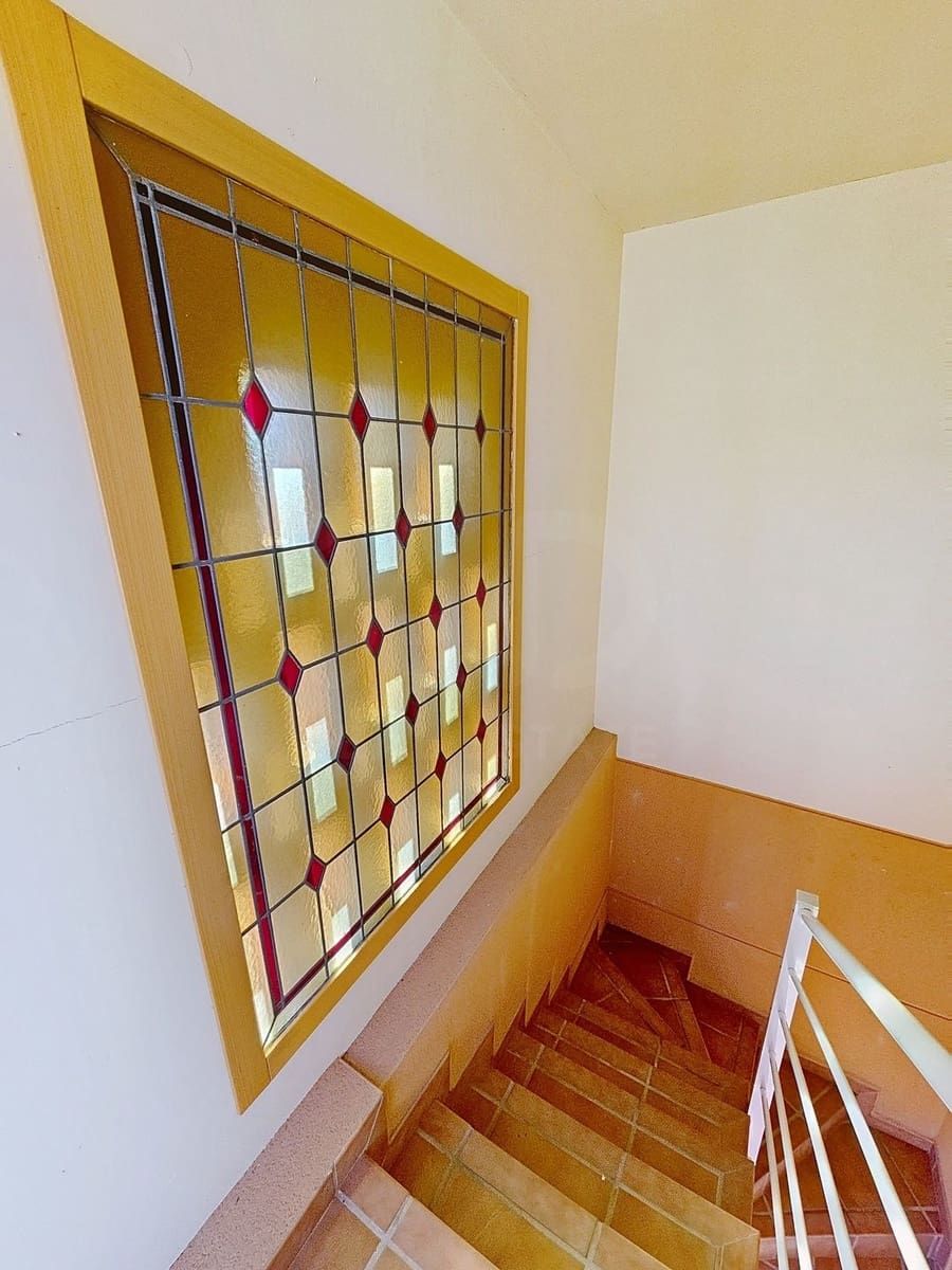 3 slaapkamer Appartement te koop in Miramar met zwembad - € 249.000 (Ref: 9989057)