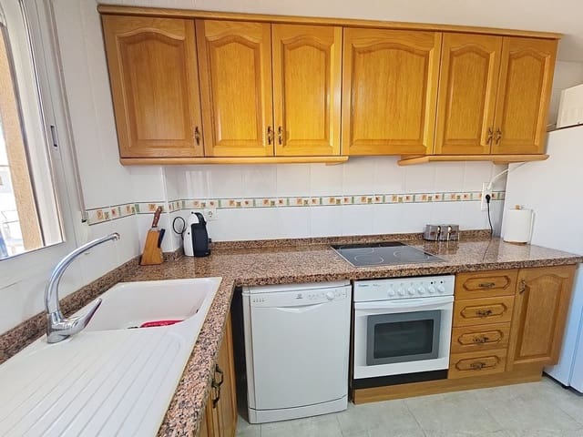 3 slaapkamer Appartement te koop in Miramar met zwembad - € 249.000 (Ref: 9989057)