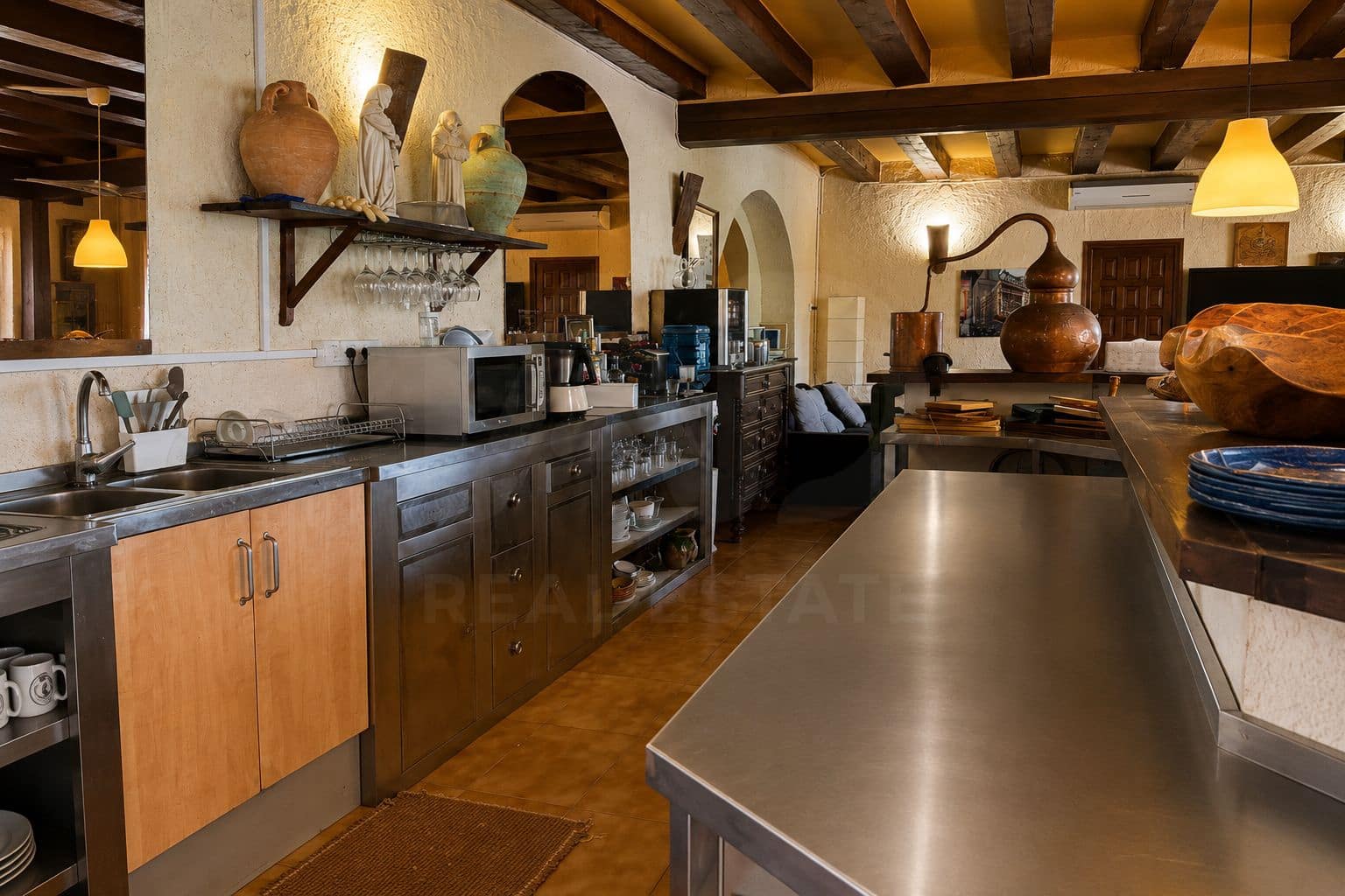 12 slaapkamer Finca/Landhuis te koop in Madrid stad met zwembad garage - € 5.600.000 (Ref: 9989058)