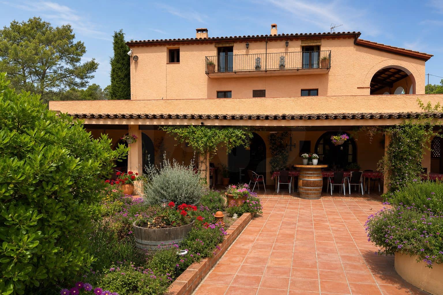 12 slaapkamer Finca/Landhuis te koop in Madrid stad met zwembad garage - € 5.600.000 (Ref: 9989058)
