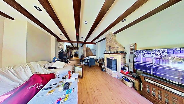 3 bedroom Townhouse for sale in Onil - € 245,000 (Ref: 9989060)