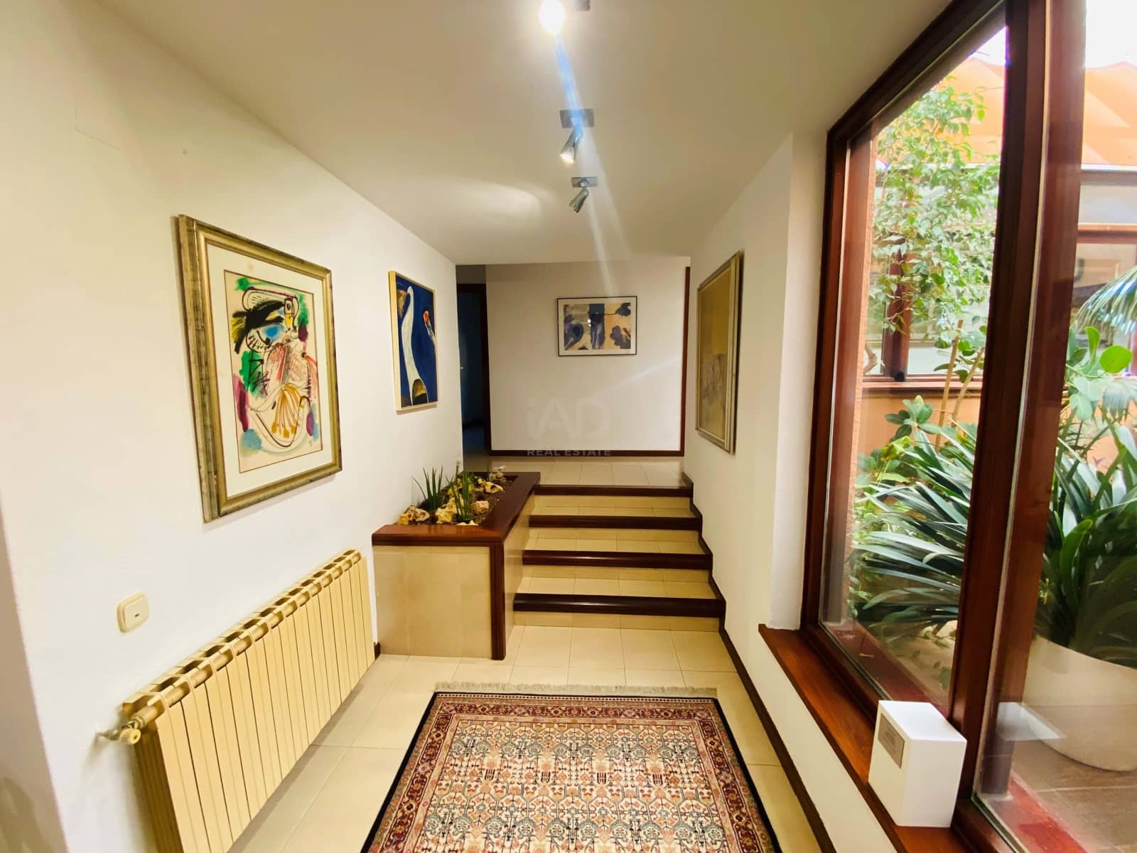 5 Zimmer Villa zu verkaufen in Alicante / Alacant Stadt mit Pool Garage - 1.200.000 € (Ref: 9989061)