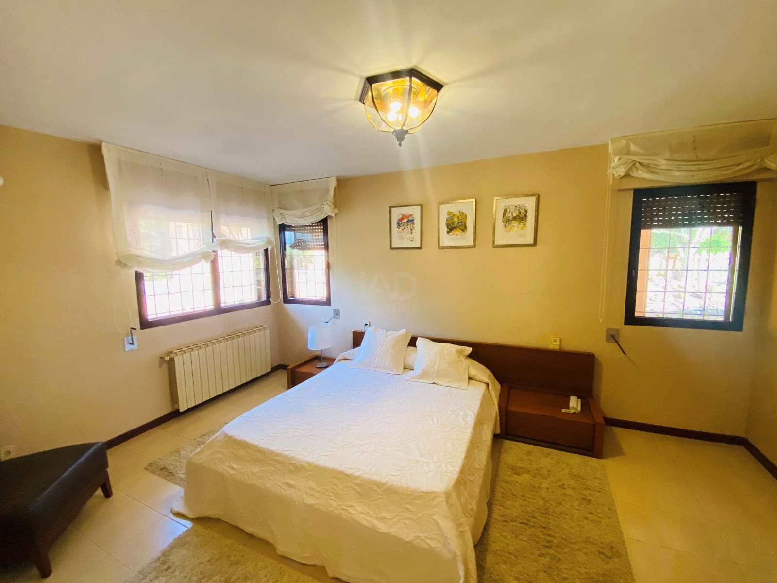 5 Zimmer Villa zu verkaufen in Alicante / Alacant Stadt mit Pool Garage - 1.200.000 € (Ref: 9989061)