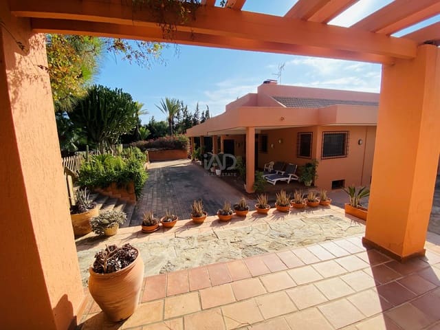 5 Zimmer Villa zu verkaufen in Santa Faz, Alicante / Alacant Stadt mit Pool Garage - 1.200.000 € (Ref: 9989061)