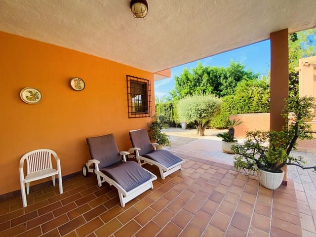 5 Zimmer Villa zu verkaufen in Santa Faz, Alicante / Alacant Stadt mit Pool Garage - 1.200.000 € (Ref: 9989061)