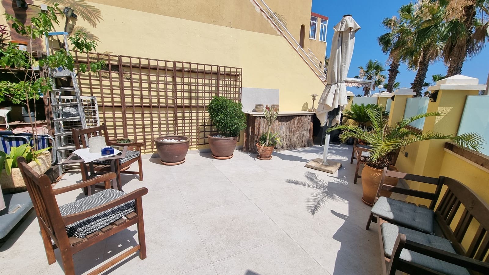 4 chambre Villa/Maison Mitoyenne à vendre à Alicante ville avec garage - 420 000 € (Ref: 9989066)