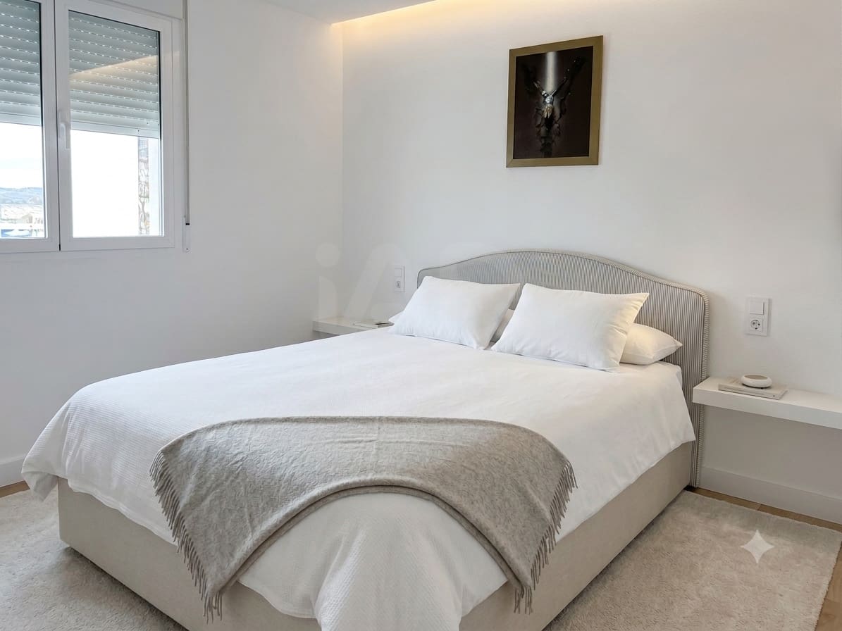 3 Zimmer Haus zu verkaufen in Alicante / Alacant Stadt mit Pool Garage - 780.000 € (Ref: 9989067)
