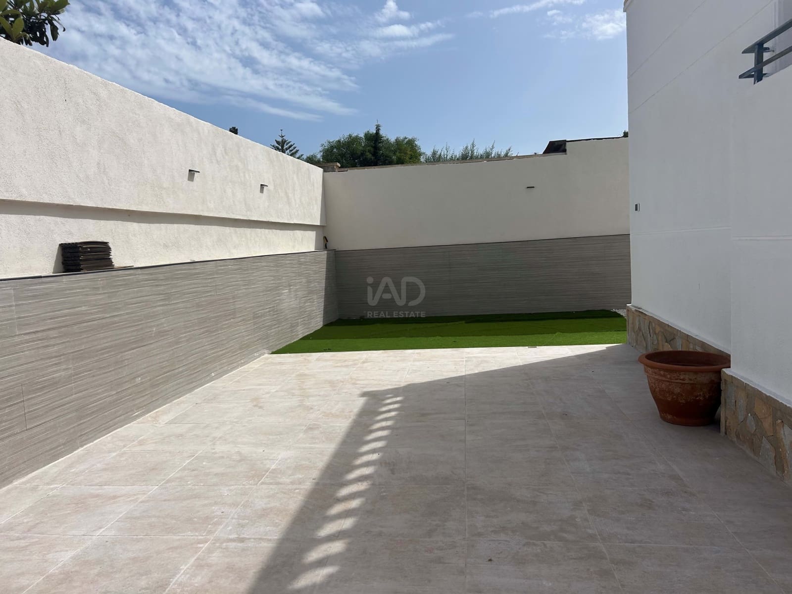 3 Zimmer Haus zu verkaufen in Alicante / Alacant Stadt mit Pool Garage - 780.000 € (Ref: 9989067)
