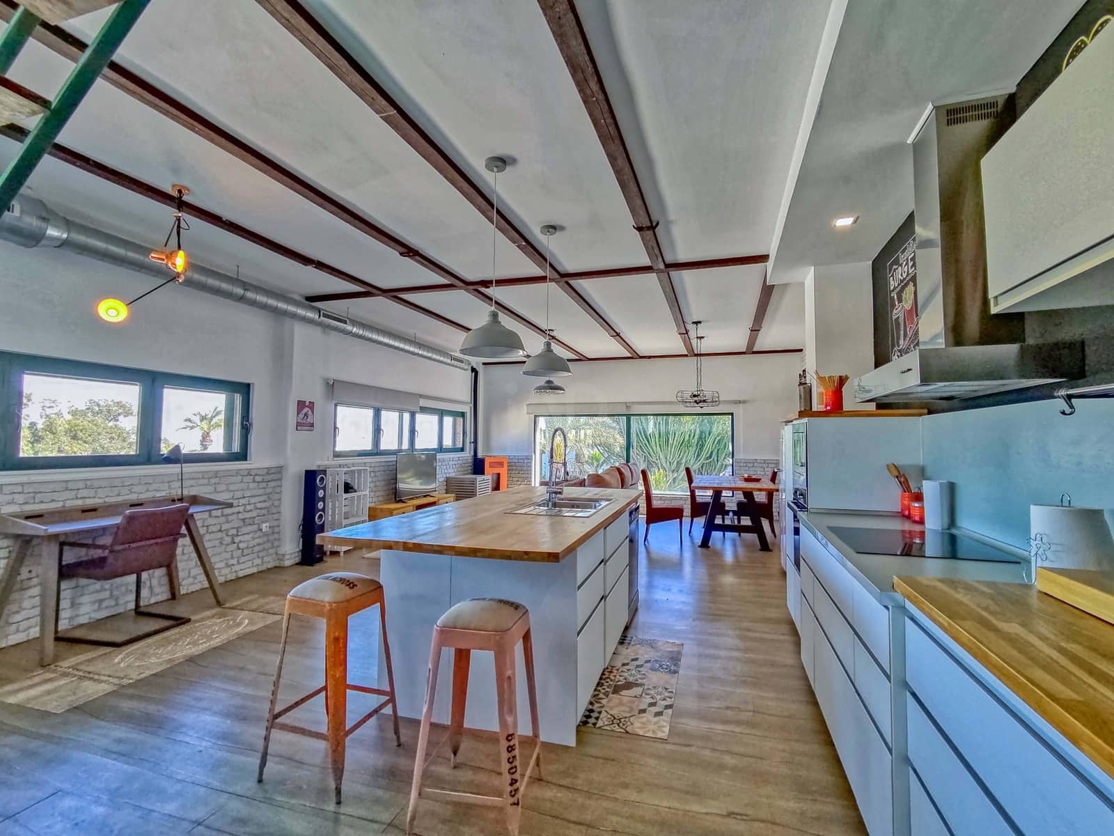 2 makuuhuone Ullakkoasunto myytävänä paikassa Alicante kaupunki mukana uima-altaan - 344 900 € (Ref: 9989070)