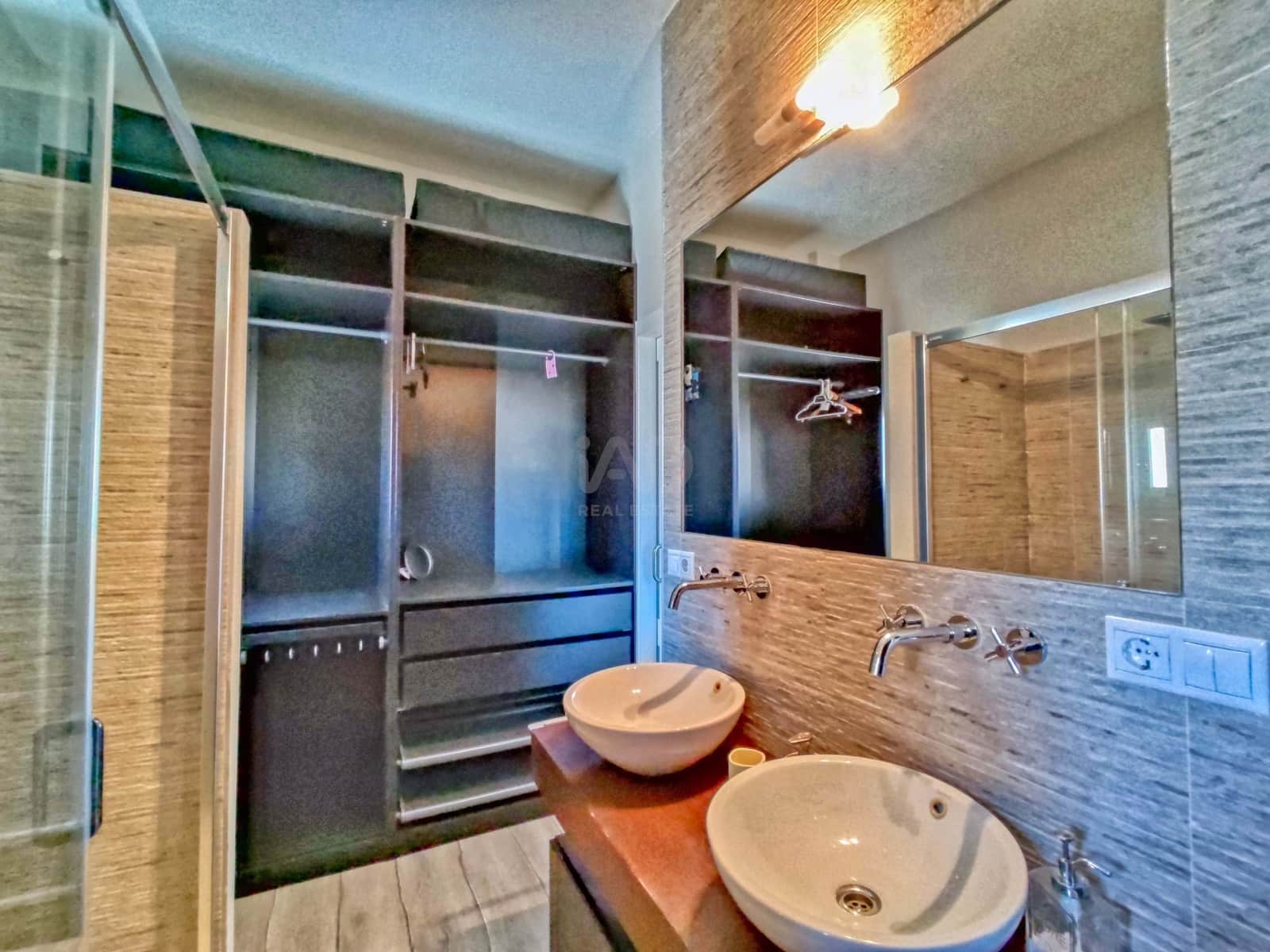 2 makuuhuone Ullakkoasunto myytävänä paikassa Alicante kaupunki mukana uima-altaan - 344 900 € (Ref: 9989070)
