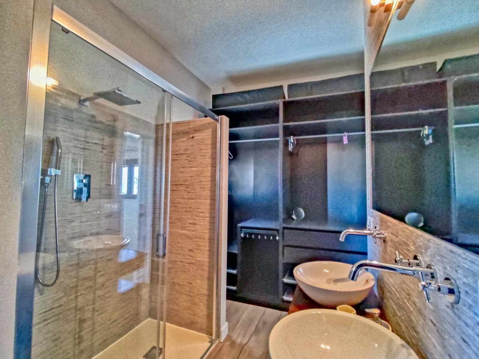 2 makuuhuone Ullakkoasunto myytävänä paikassa Alicante kaupunki mukana uima-altaan - 344 900 € (Ref: 9989070)
