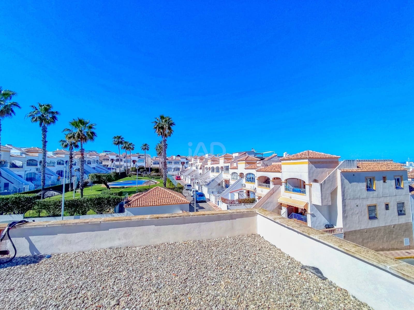 2 makuuhuone Ullakkoasunto myytävänä paikassa Alicante kaupunki mukana uima-altaan - 344 900 € (Ref: 9989070)