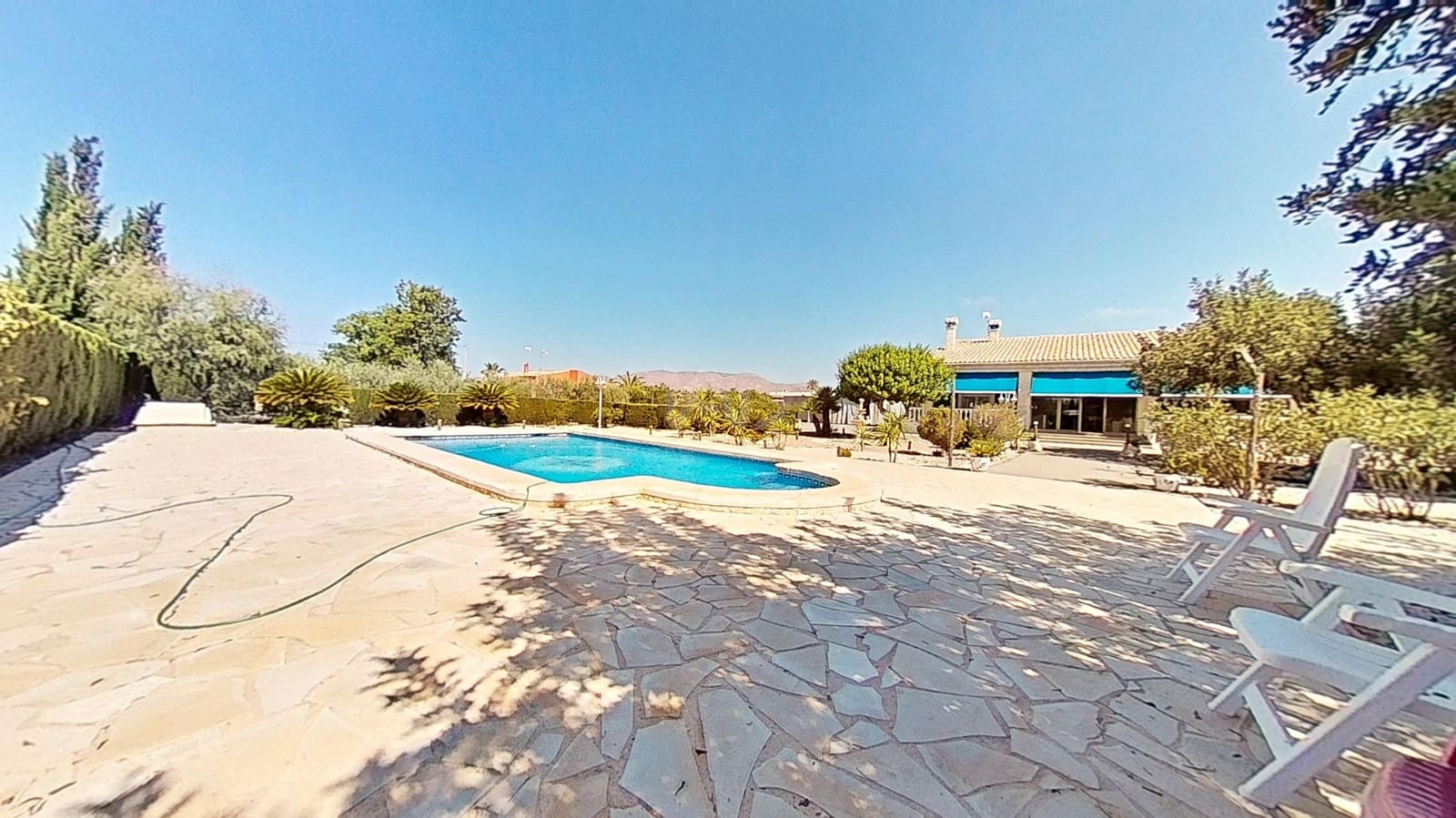 4 camera da letto Villa in vendita in Matola con piscina garage - 465.000 € (Rif: 9989074)