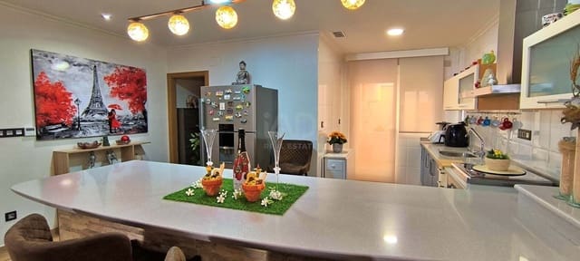 5 sypialnia Dom szeregowy na sprzedaż w Ciutat Universitària, Elche / Elx z basenem garażem - 520 000 € (Ref: 9989076)