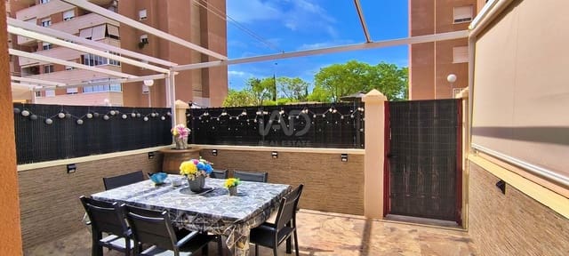 5 sypialnia Dom szeregowy na sprzedaż w Ciutat Universitària, Elche / Elx z basenem garażem - 520 000 € (Ref: 9989076)
