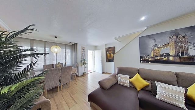 5 sypialnia Dom szeregowy na sprzedaż w Ciutat Universitària, Elche / Elx z basenem garażem - 520 000 € (Ref: 9989076)