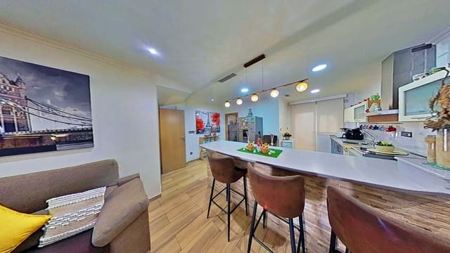 5 sypialnia Dom szeregowy na sprzedaż w Ciutat Universitària, Elche / Elx z basenem garażem - 520 000 € (Ref: 9989076)