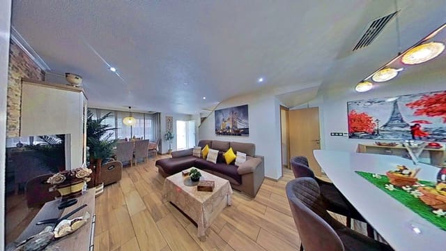 5 sypialnia Dom szeregowy na sprzedaż w Ciutat Universitària, Elche / Elx z basenem garażem - 520 000 € (Ref: 9989076)