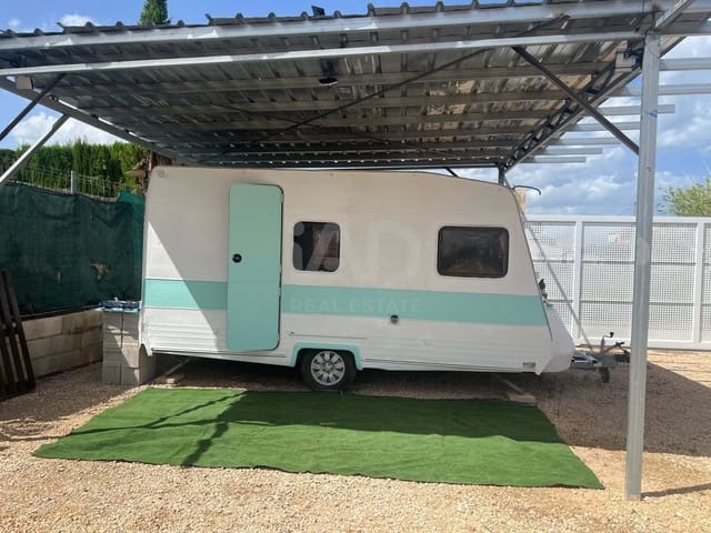 Ubebygd land til salgs i Valencia by - € 60 000 (Ref: 9989080)
