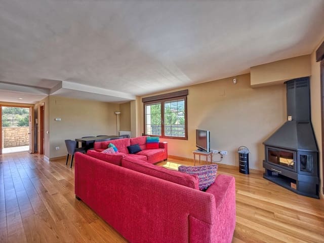 3 bedroom Terraced Villa for sale in Alcalá de la Selva with garage - € 459,000 (Ref: 9989081)