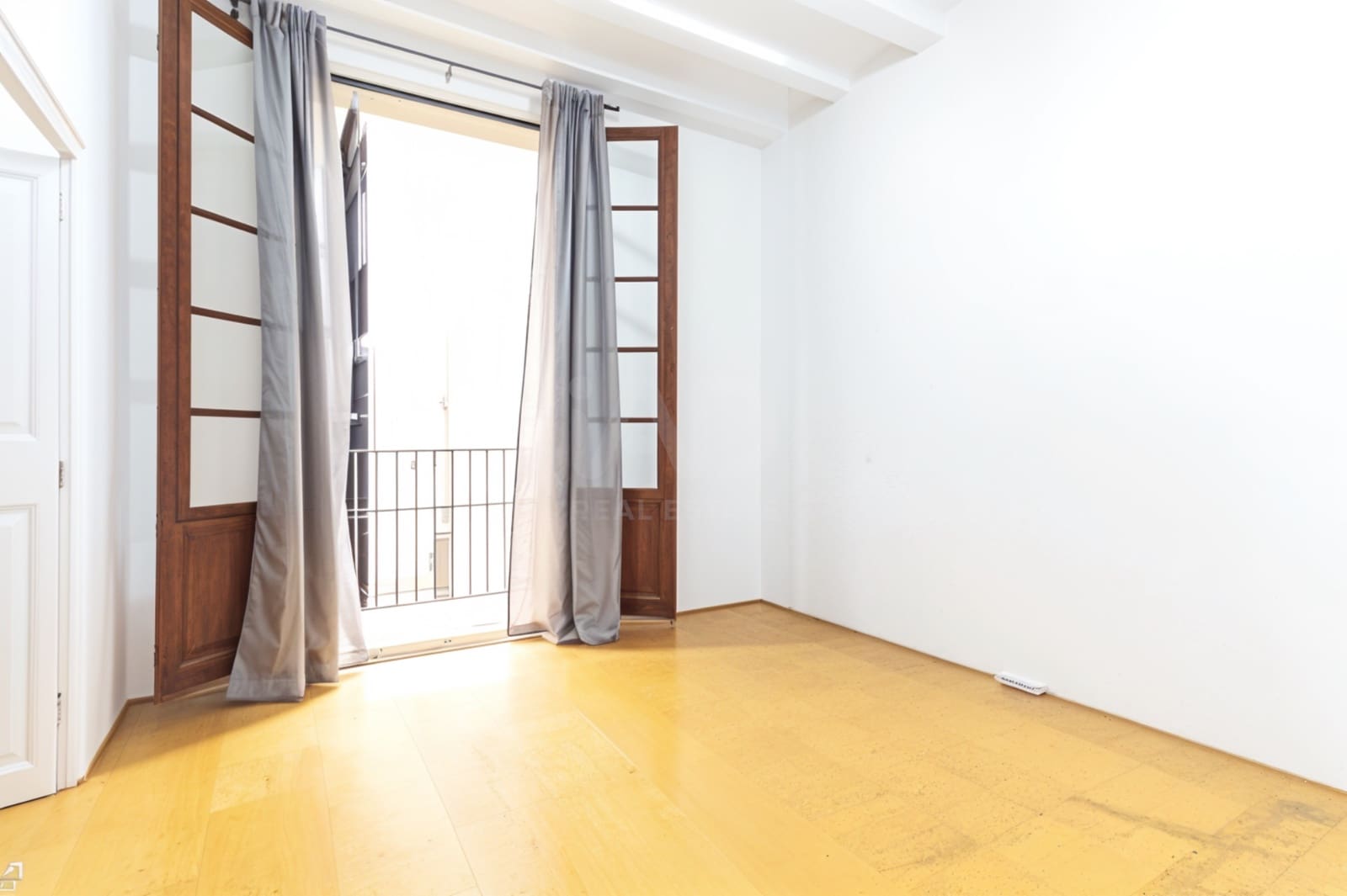 2 sypialnia Apartament na sprzedaż w Miasto Barcelona - 140 000 € (Ref: 9989082)