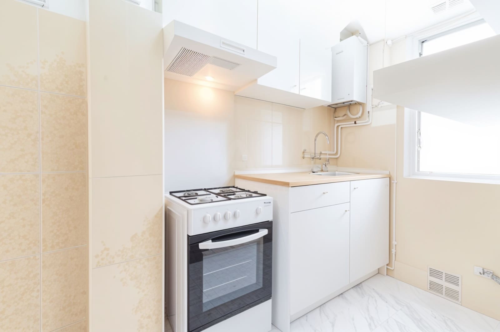 2 sypialnia Apartament na sprzedaż w Miasto Barcelona - 140 000 € (Ref: 9989082)