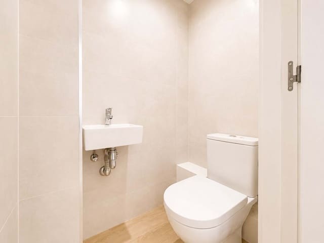 6 soverom Leilighet til salgs i El Barri Gòtic, Barcelona by - € 760 000 (Ref: 9989086)