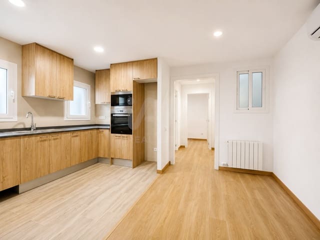 6 soverom Leilighet til salgs i El Barri Gòtic, Barcelona by - € 760 000 (Ref: 9989086)