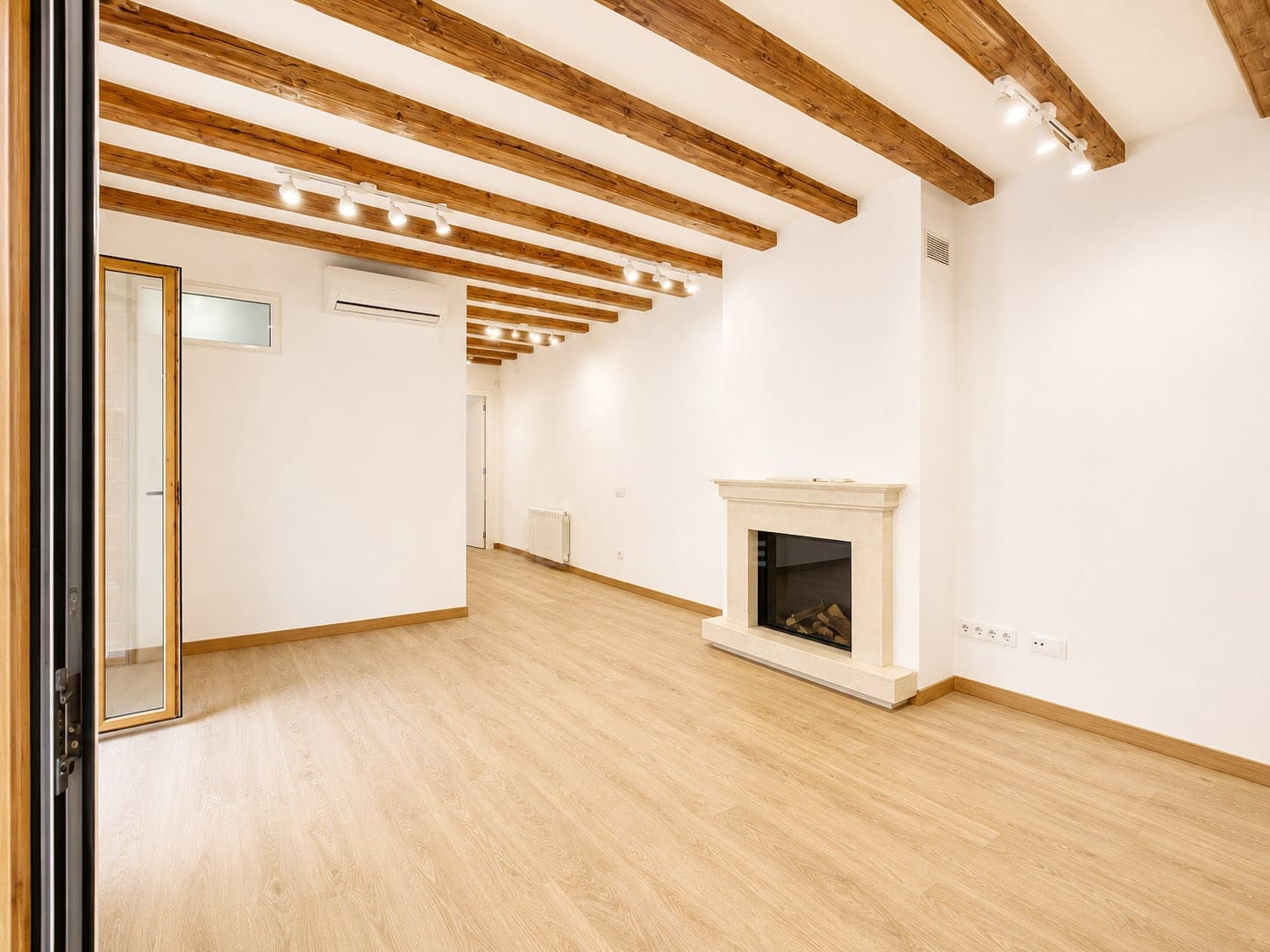 6 soverom Leilighet til salgs i Barcelona by - € 760 000 (Ref: 9989086)