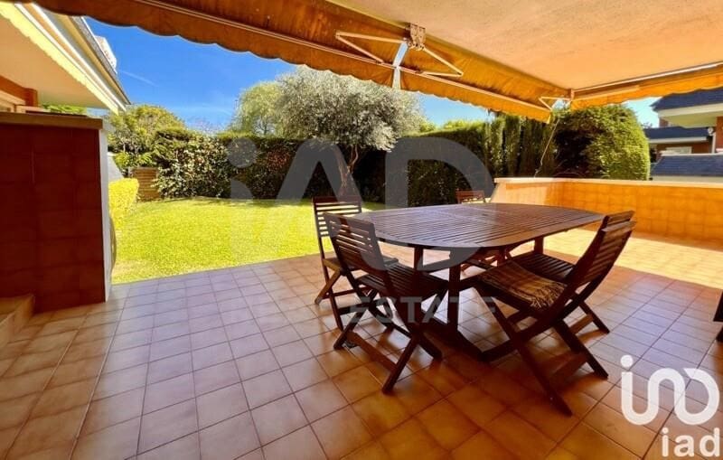 4 soveværelse Lejlighed til salg i Sant Andreu de Llavaneres med swimmingpool garage - € 698.000 (Ref: 9989087)