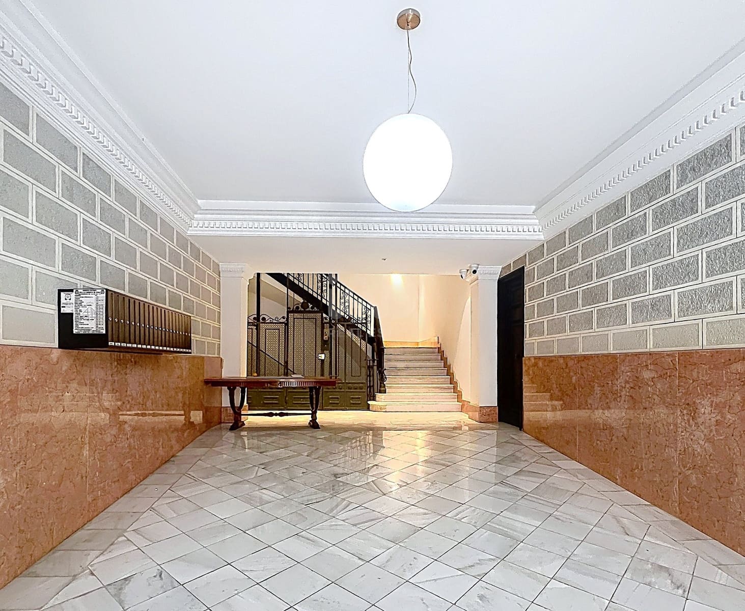 2 soverom Leilighet til salgs i Barcelona by - € 795 000 (Ref: 9989092)