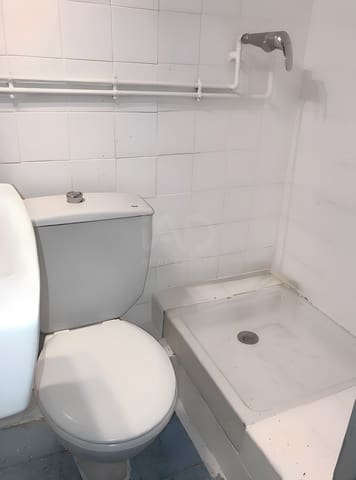 2 sypialnia Apartament na sprzedaż w El Raval, Miasto Barcelona - 140 000 € (Ref: 9989093)