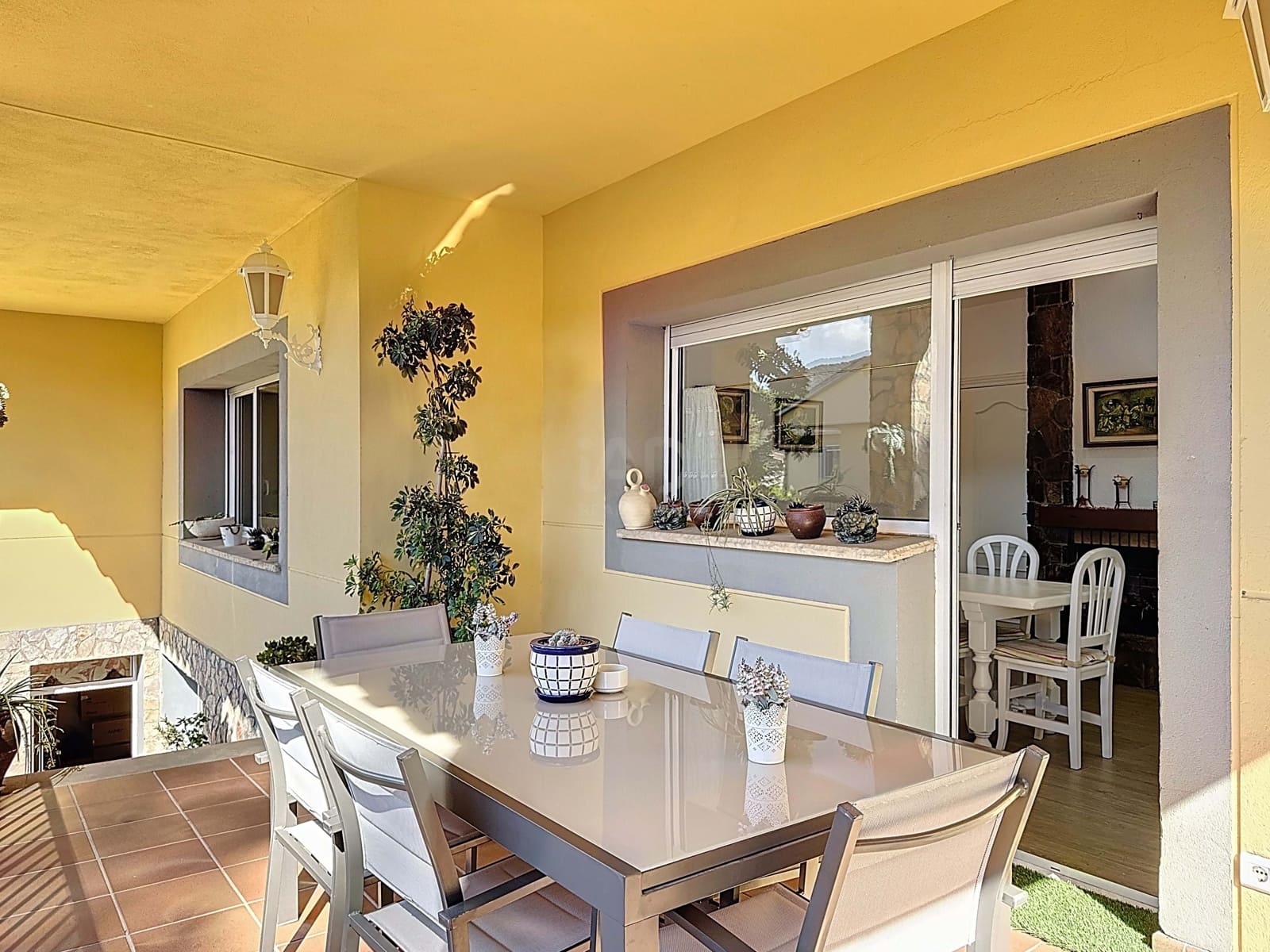5 soverom Hus til salgs i Barcelona by med svømmebasseng garasje - € 830 000 (Ref: 9989096)