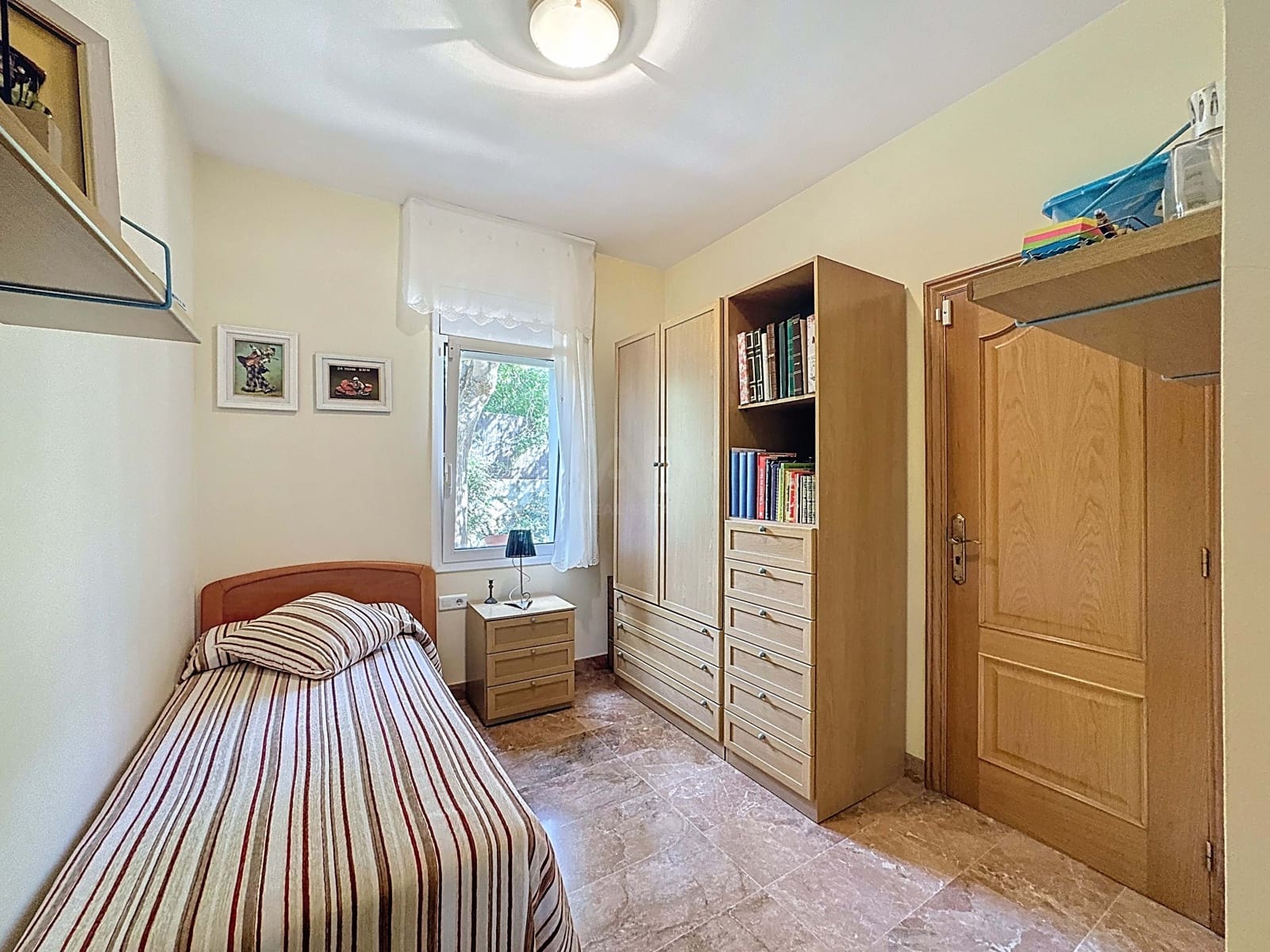 5 soverom Hus til salgs i Barcelona by med svømmebasseng garasje - € 830 000 (Ref: 9989096)