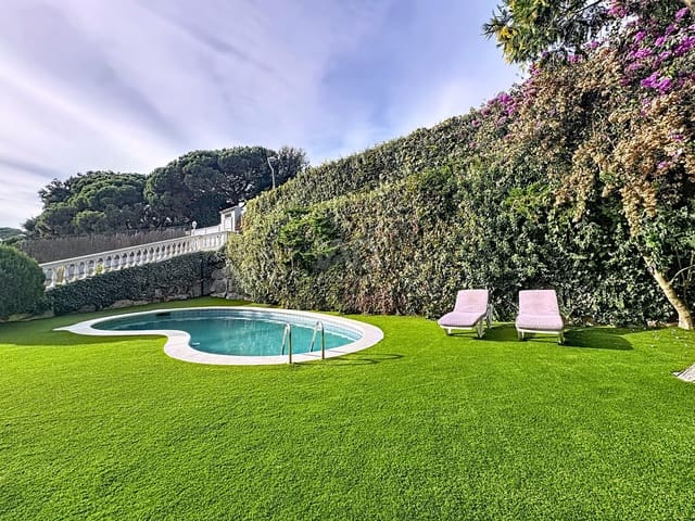 5 soverom Hus til salgs i Barcelona by med svømmebasseng garasje - € 830 000 (Ref: 9989096)