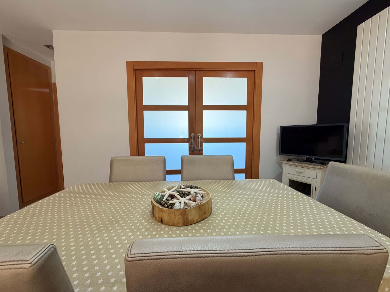 4 bedroom Terraced Villa for sale in Alicante / Alacant city with garage - € 370,000 (Ref: 9989097)