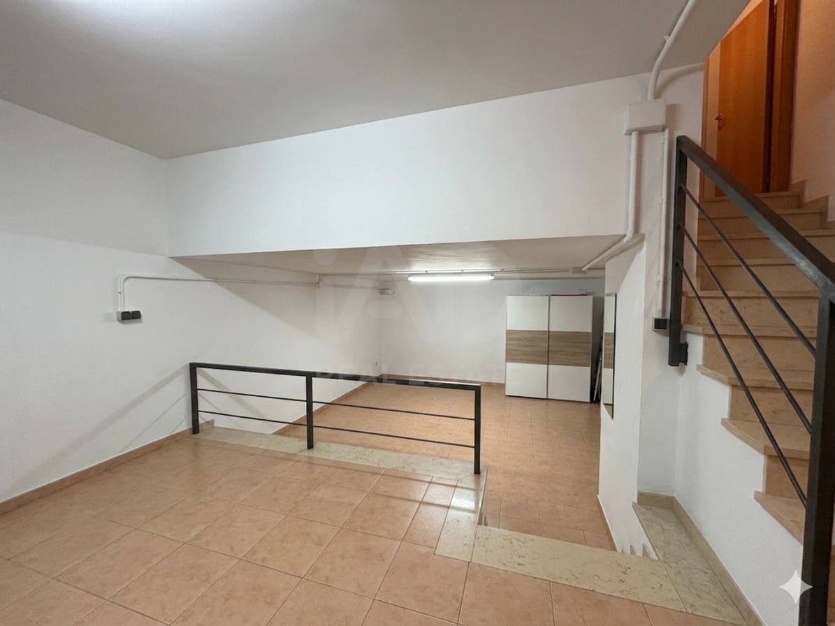 4 bedroom Terraced Villa for sale in Alicante / Alacant city with garage - € 370,000 (Ref: 9989097)