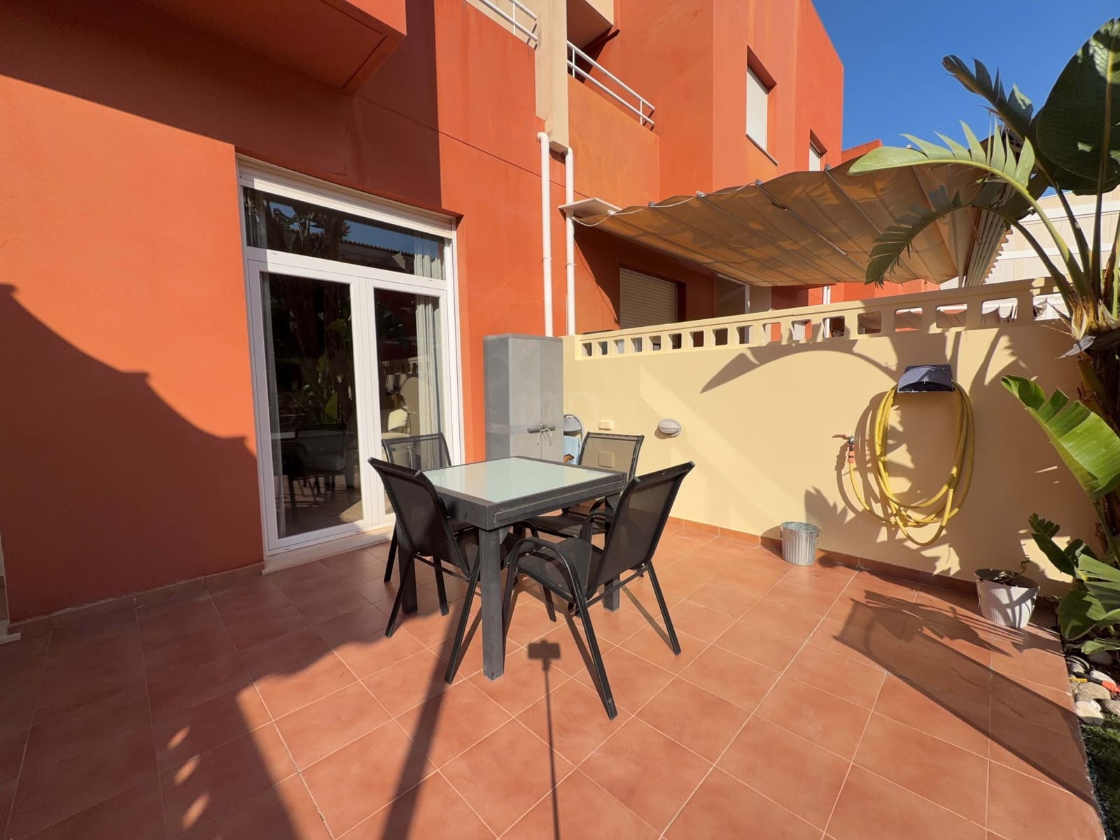4 bedroom Terraced Villa for sale in Alicante / Alacant city with garage - € 370,000 (Ref: 9989097)