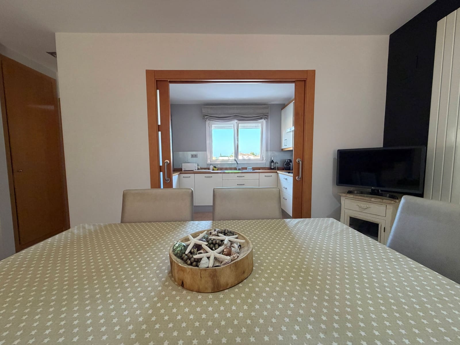 4 bedroom Terraced Villa for sale in Alicante / Alacant city with garage - € 370,000 (Ref: 9989097)